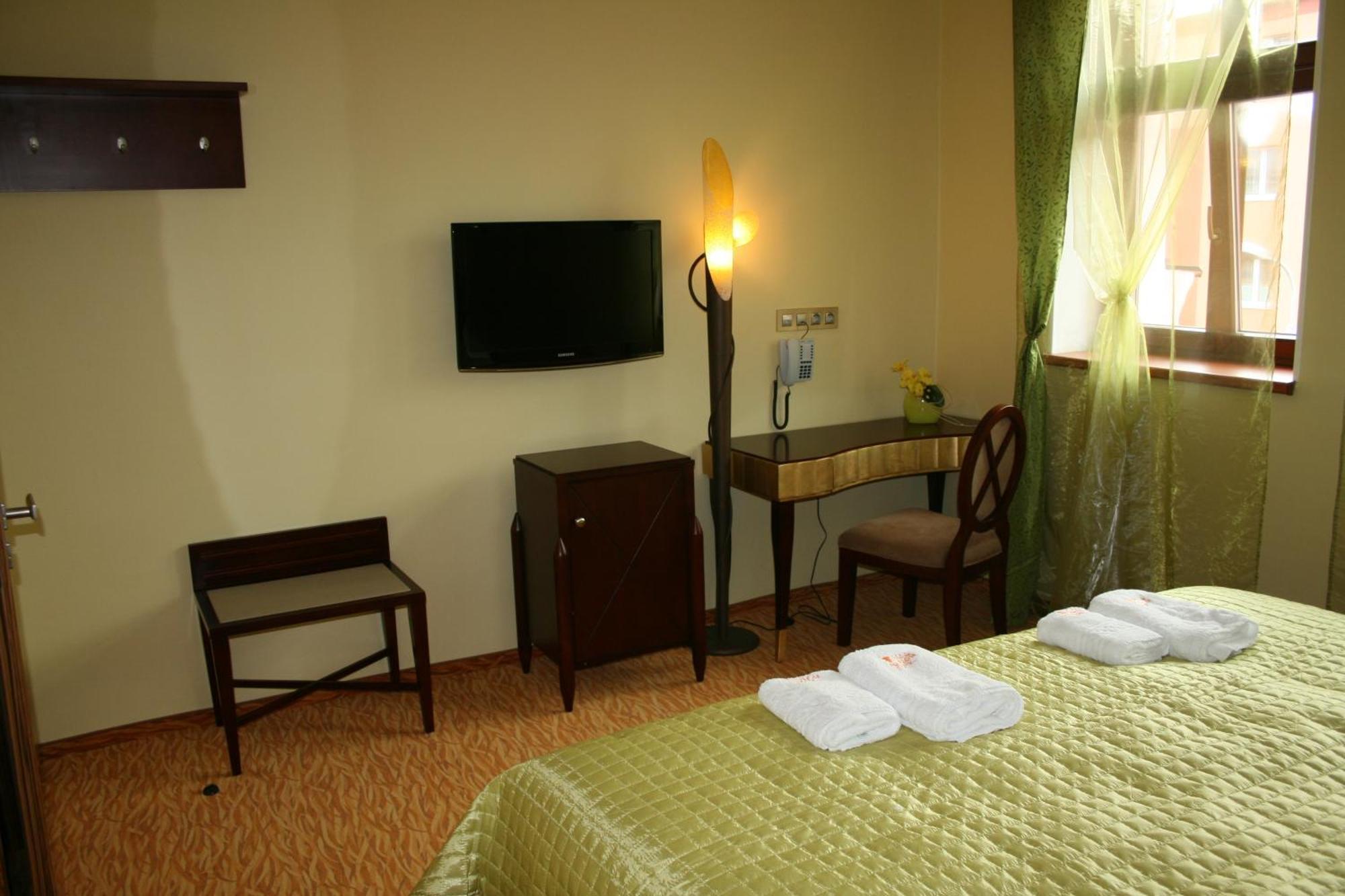 Wellness Hotel Beethoven Chomutov Phòng bức ảnh