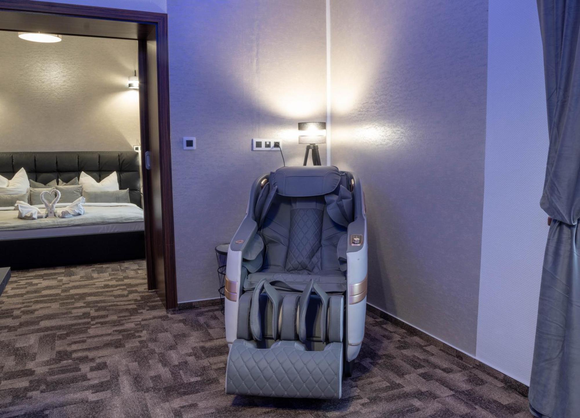Wellness Hotel Beethoven Chomutov Ngoại thất bức ảnh