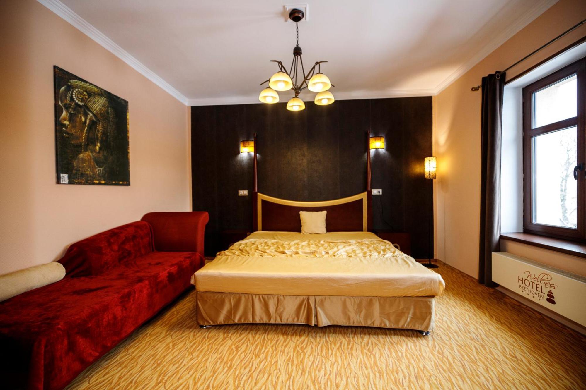 Wellness Hotel Beethoven Chomutov Ngoại thất bức ảnh